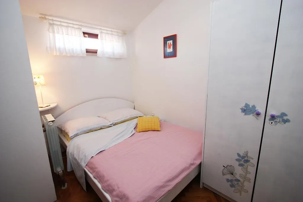Family Friendly Apartments Pola