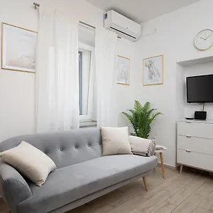 Appartamento Elegant Next To Arena, Pola