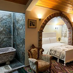 Parku Rinia Villa Korce